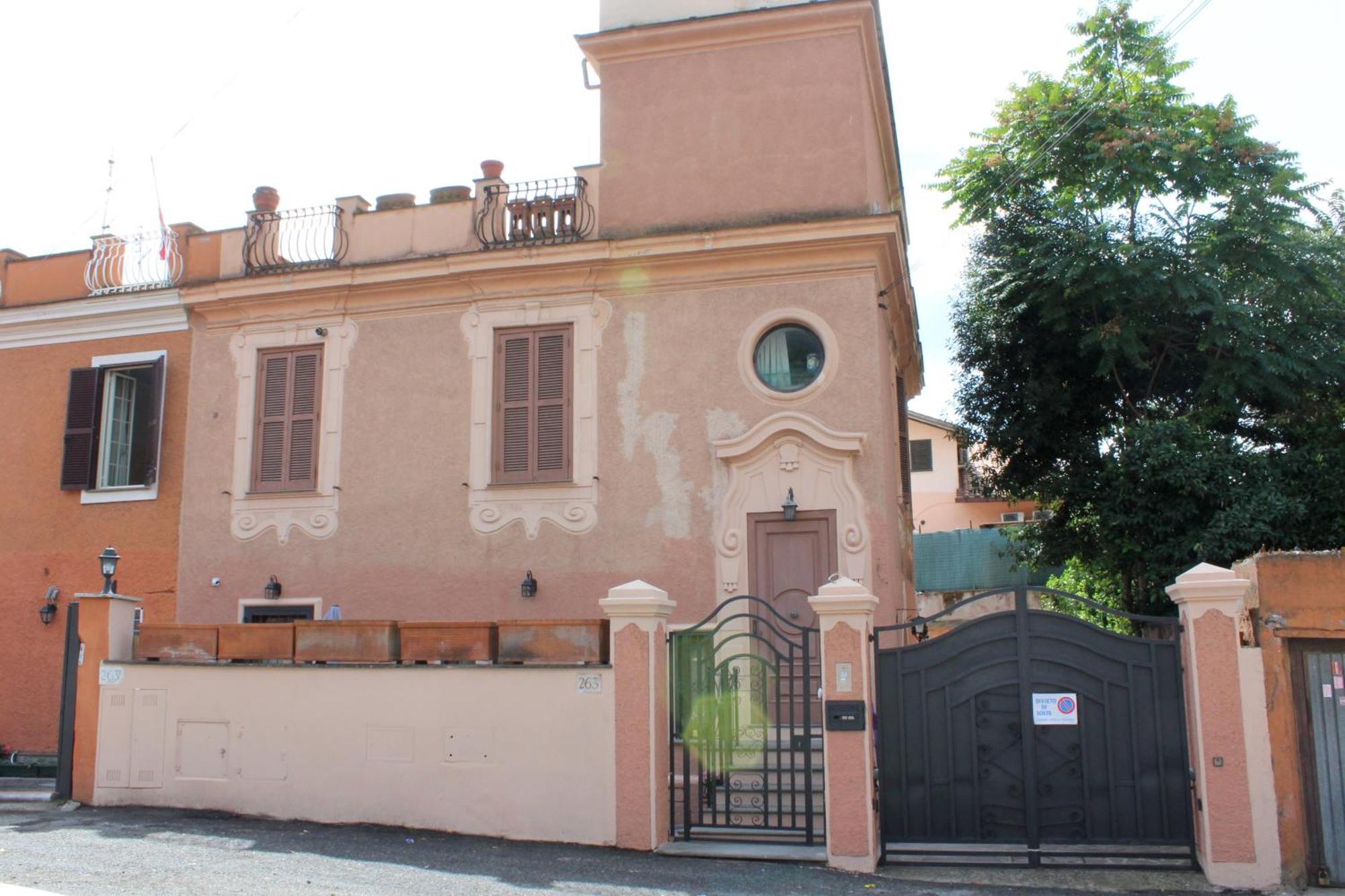 Palazzina Mariani Aparthotel Rome Exterior photo